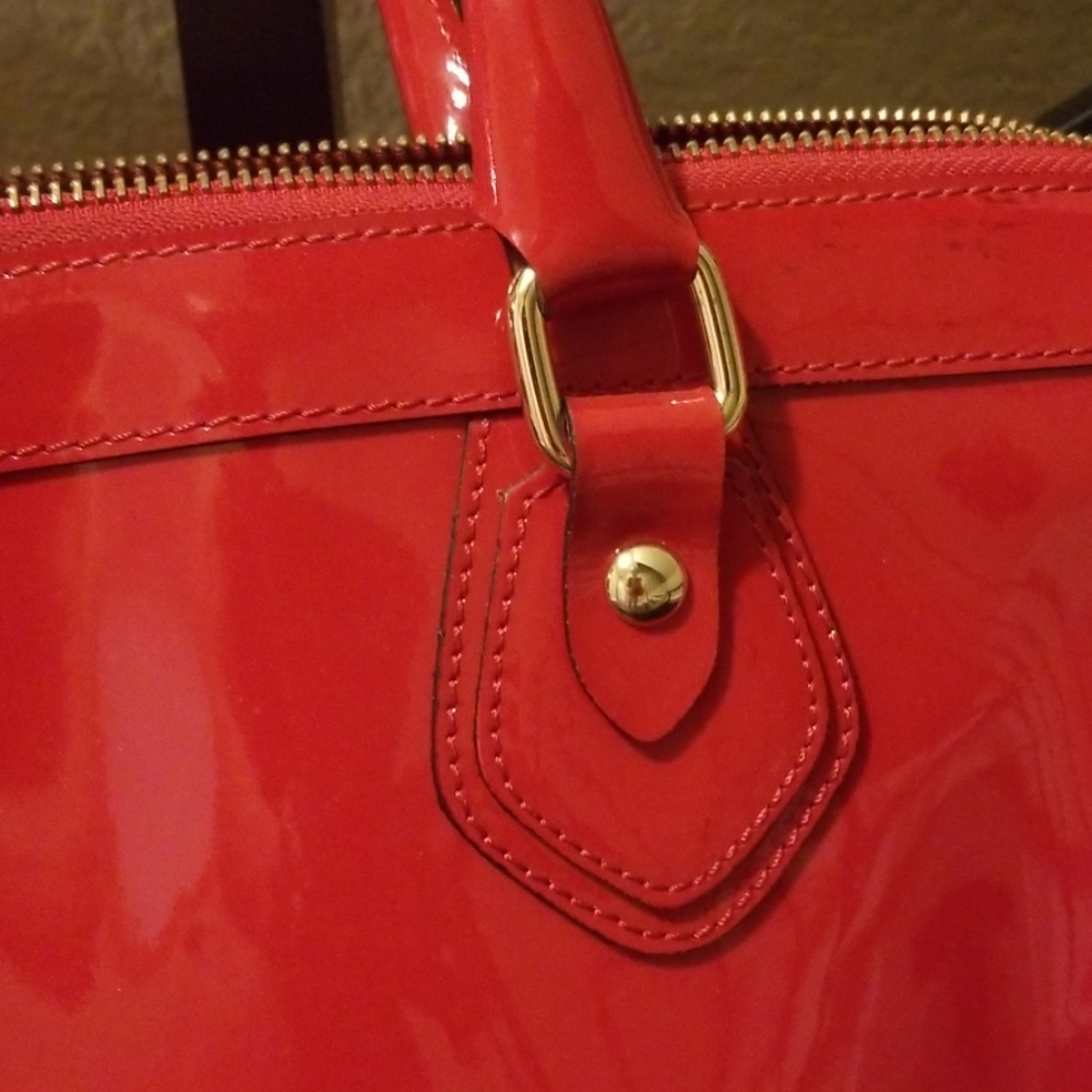 Beautiful real, red Asia Bellucci bag. - Picture 3 of 3